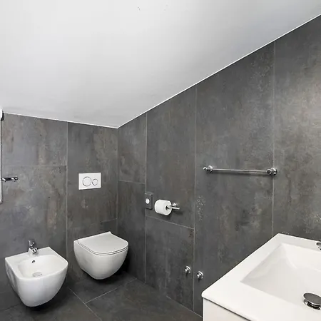 Tatil Evi 4 Sz Mit Bad En Pool Und Sommerkueche By Interhome *