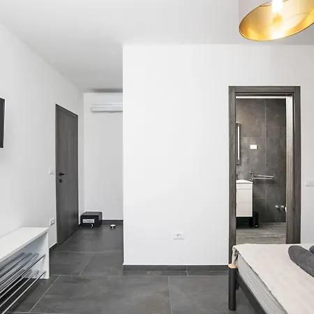 Dom wakacyjny 4 Sz Mit Bad En Pool Und Sommerkueche By Interhome *